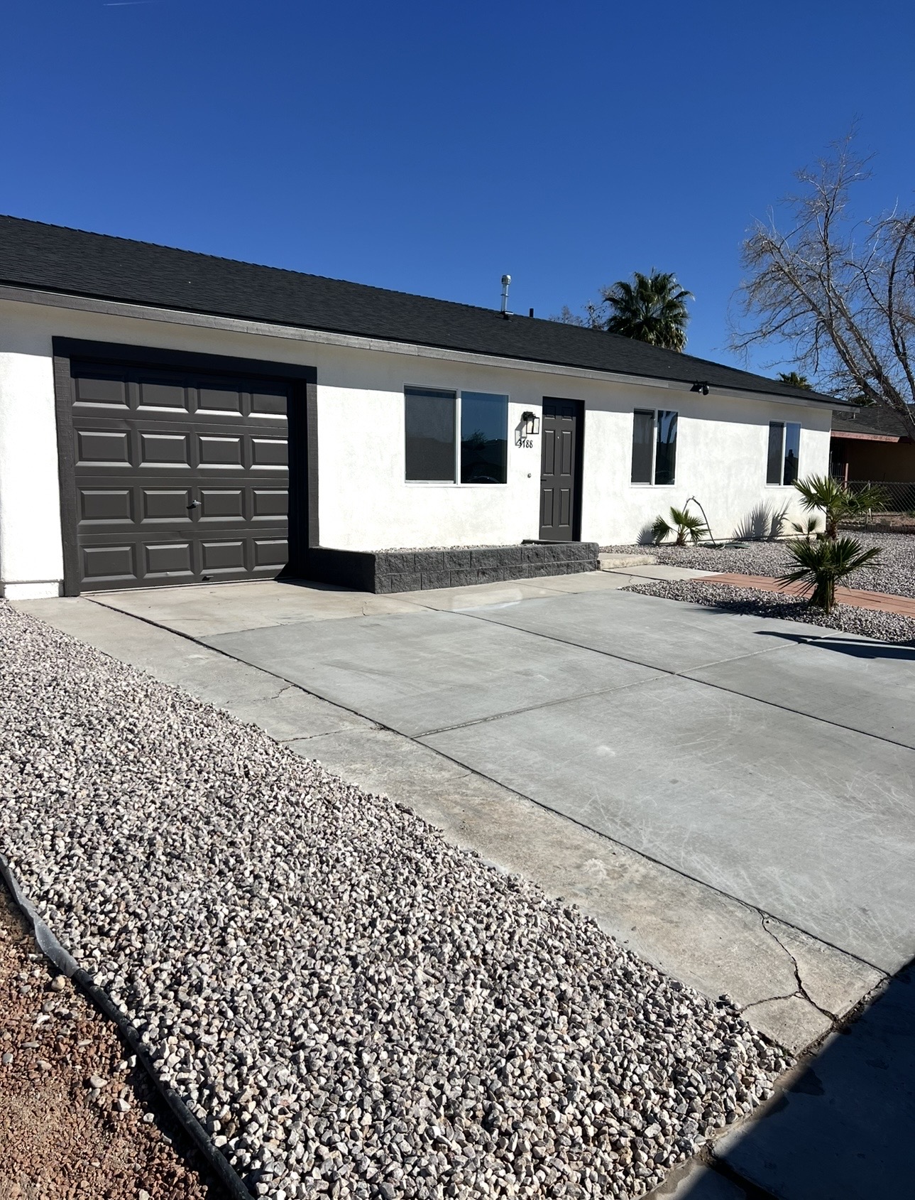 Exterior Paint & Renovation